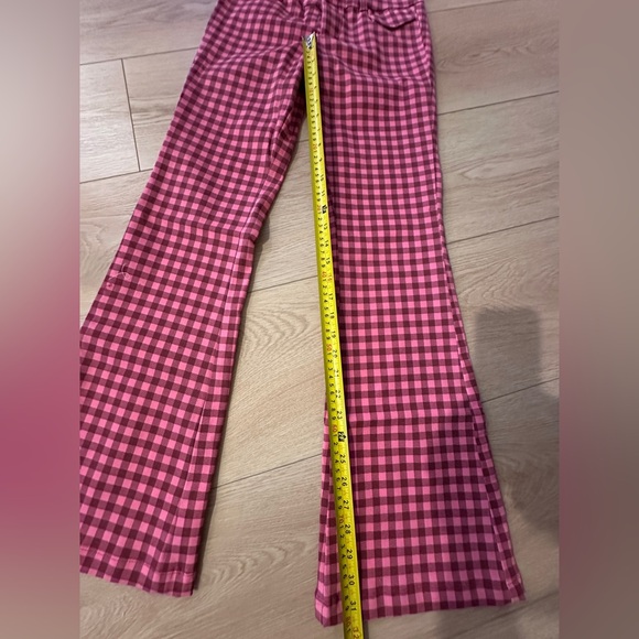 NWT Plaid Pink Gingham Stretchy Flare Low Rise Women's 👖 Pants 💖💫 Medium - Picture 12 of 15